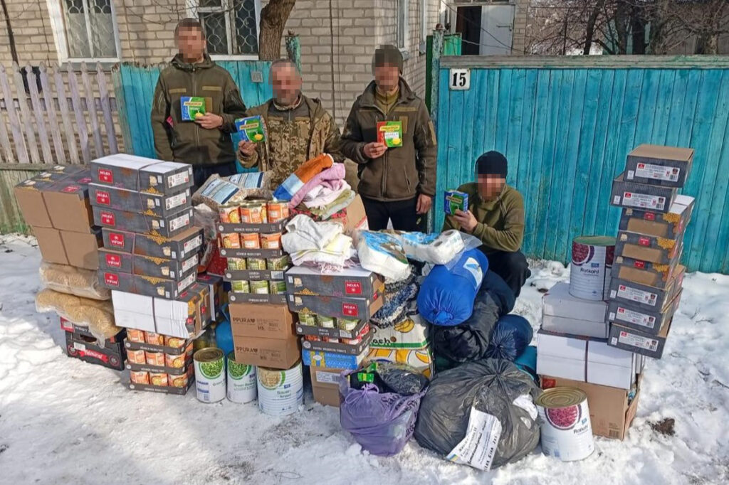 Волонтери відвідали військових на Донеччині та Харківщині
